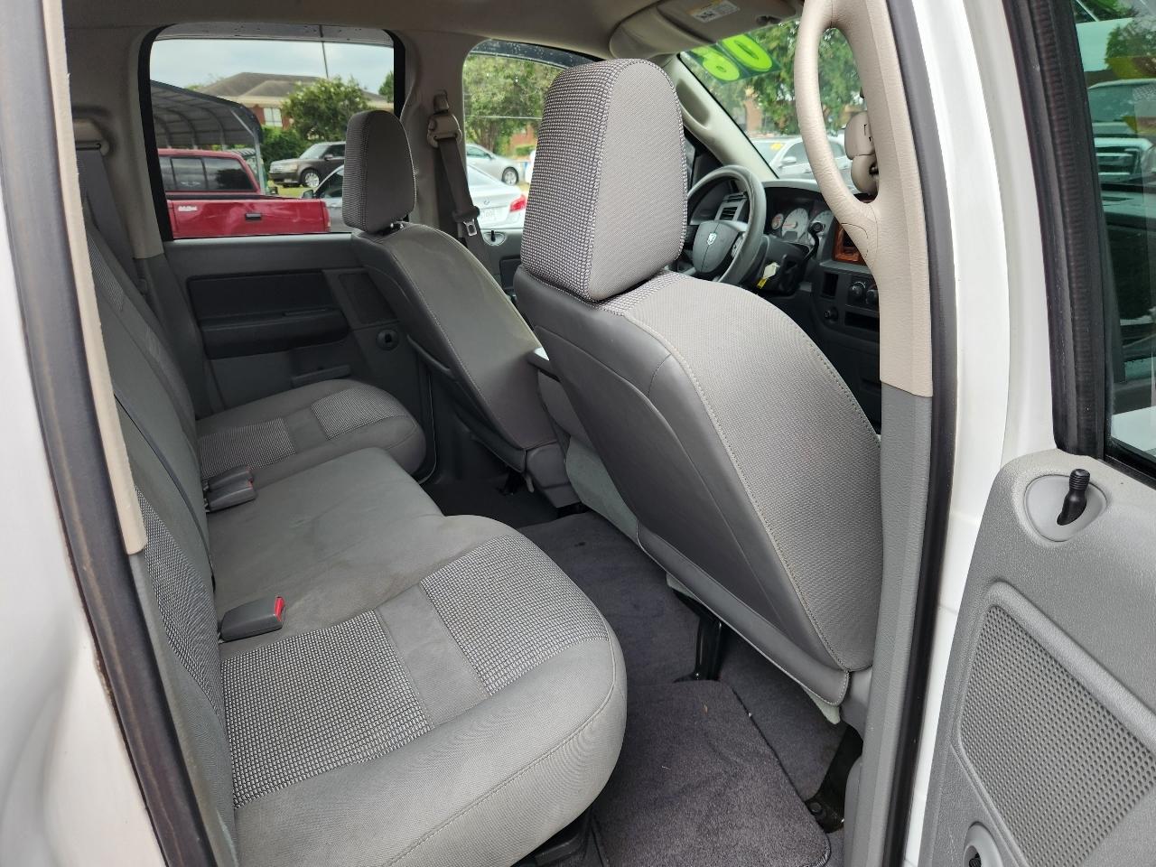 Dodge Ram 1500 ST Quad Cab Long Bed 2WD 2006