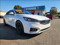 2017 Kia Cadenza 