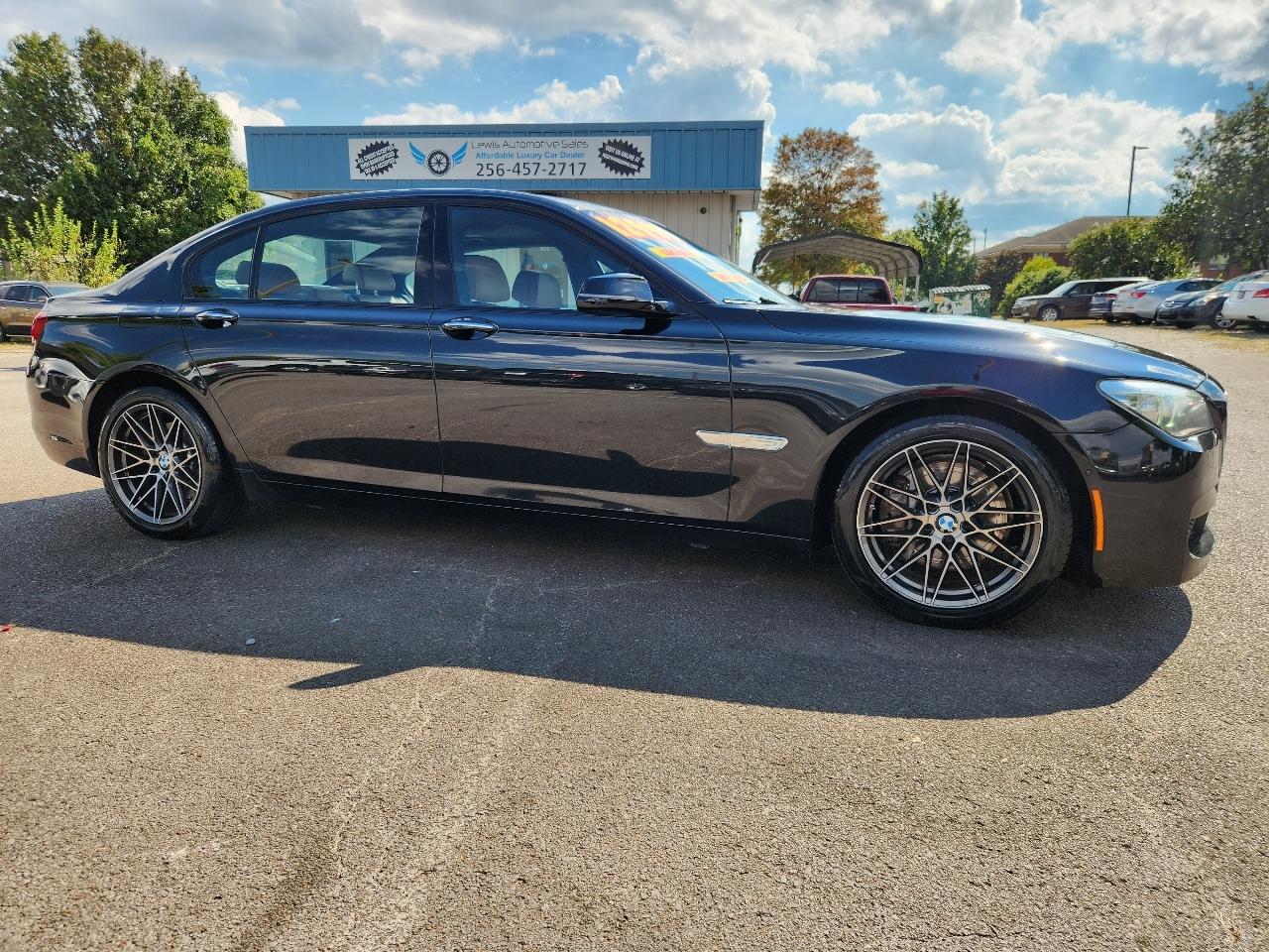 BMW 7-Series 740iL 2015