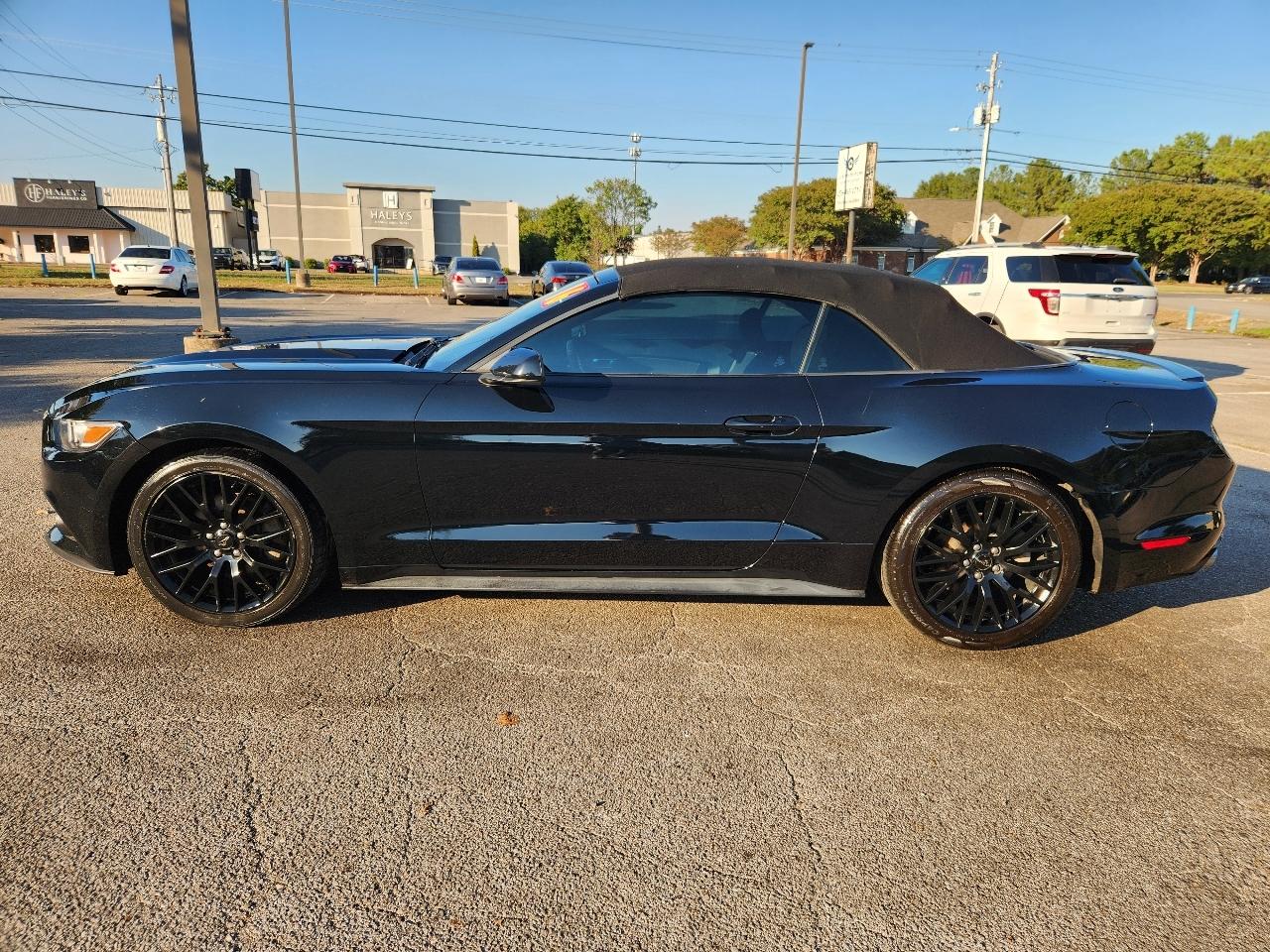 Ford Mustang V6 Convertible 2016