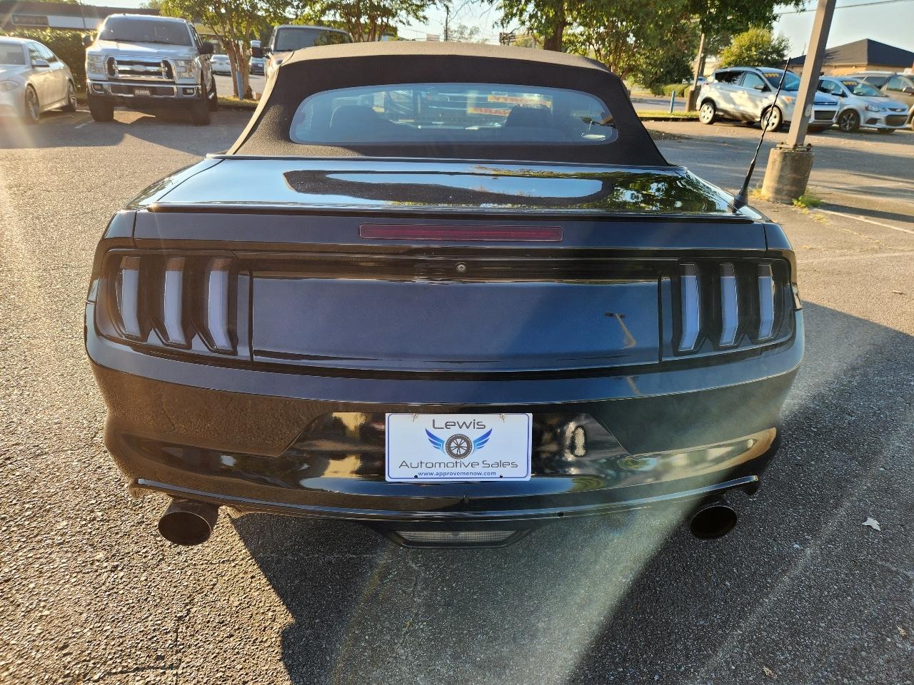 Ford Mustang V6 Convertible 2016
