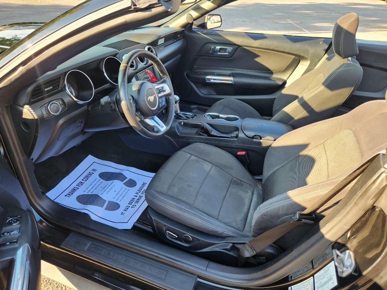 Ford Mustang V6 Convertible 2016