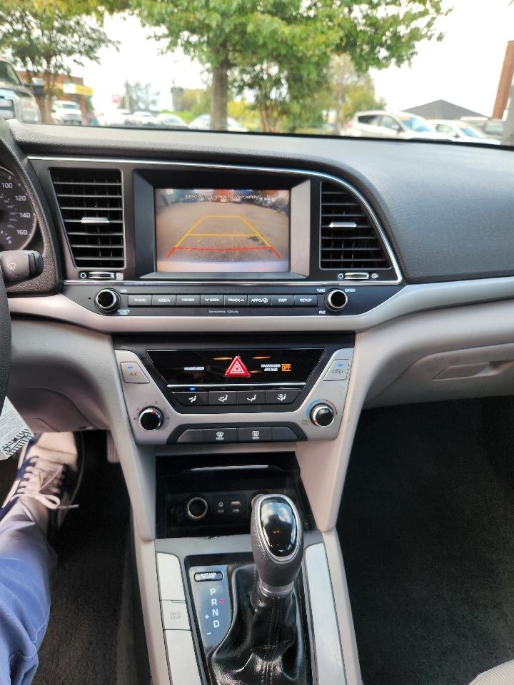 Hyundai Elantra Limited 2018