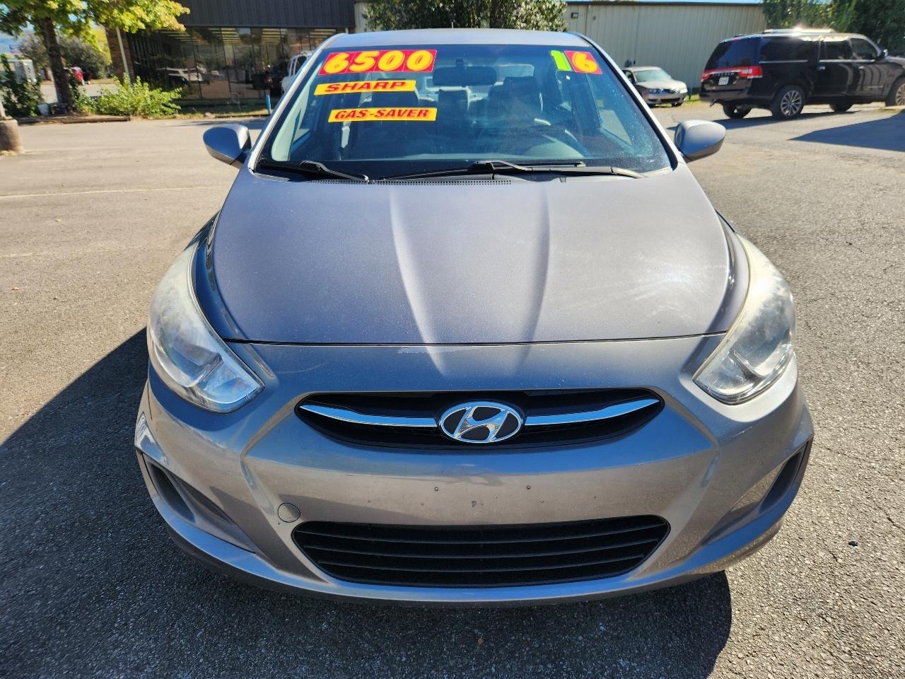 Hyundai Accent SE 4-Door 6A 2016