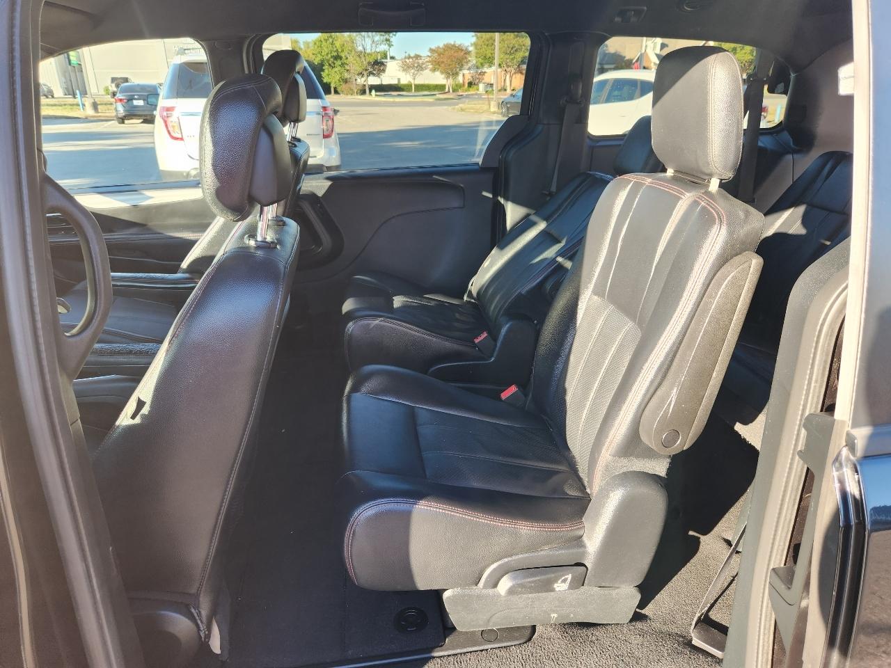 Dodge Grand Caravan R/T 2016