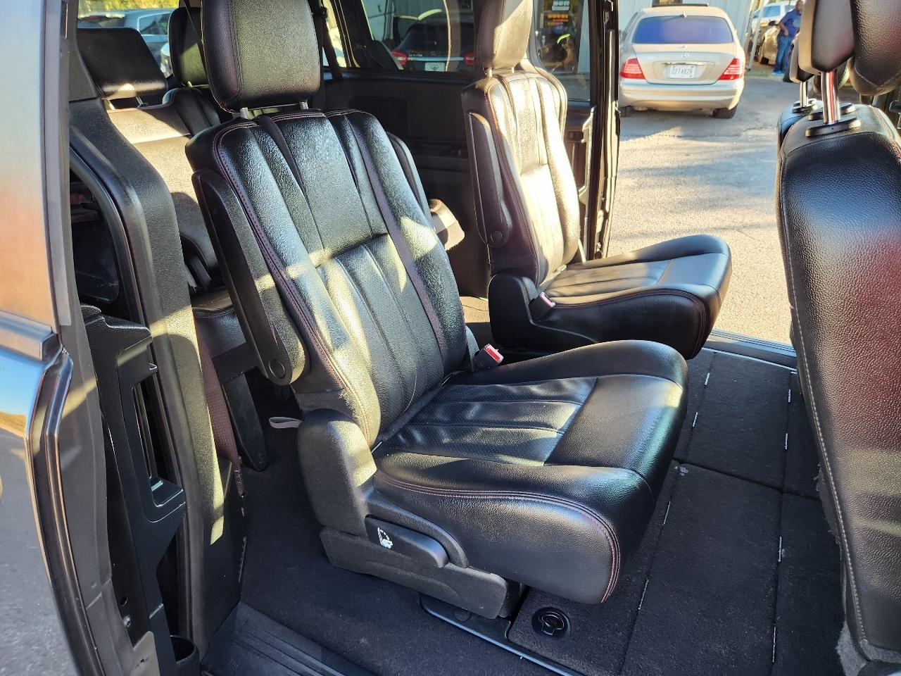 Dodge Grand Caravan R/T 2016