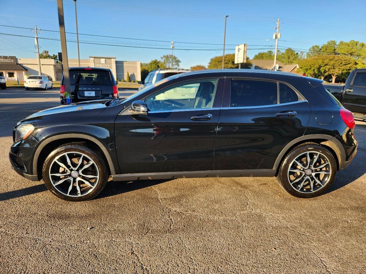 Mercedes-Benz GLA-Class GLA250 2016