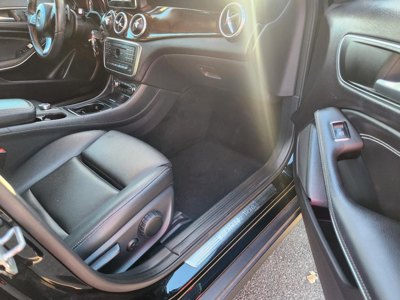 Mercedes-Benz GLA-Class GLA250 2016