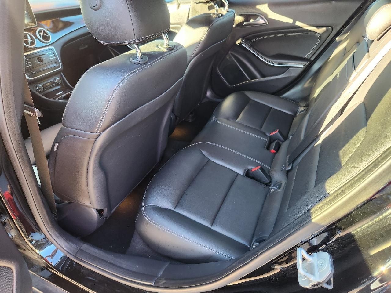 Mercedes-Benz GLA-Class GLA250 2016