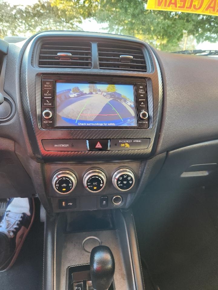 Mitsubishi Outlander Sport 2.0 ES CVT 2020