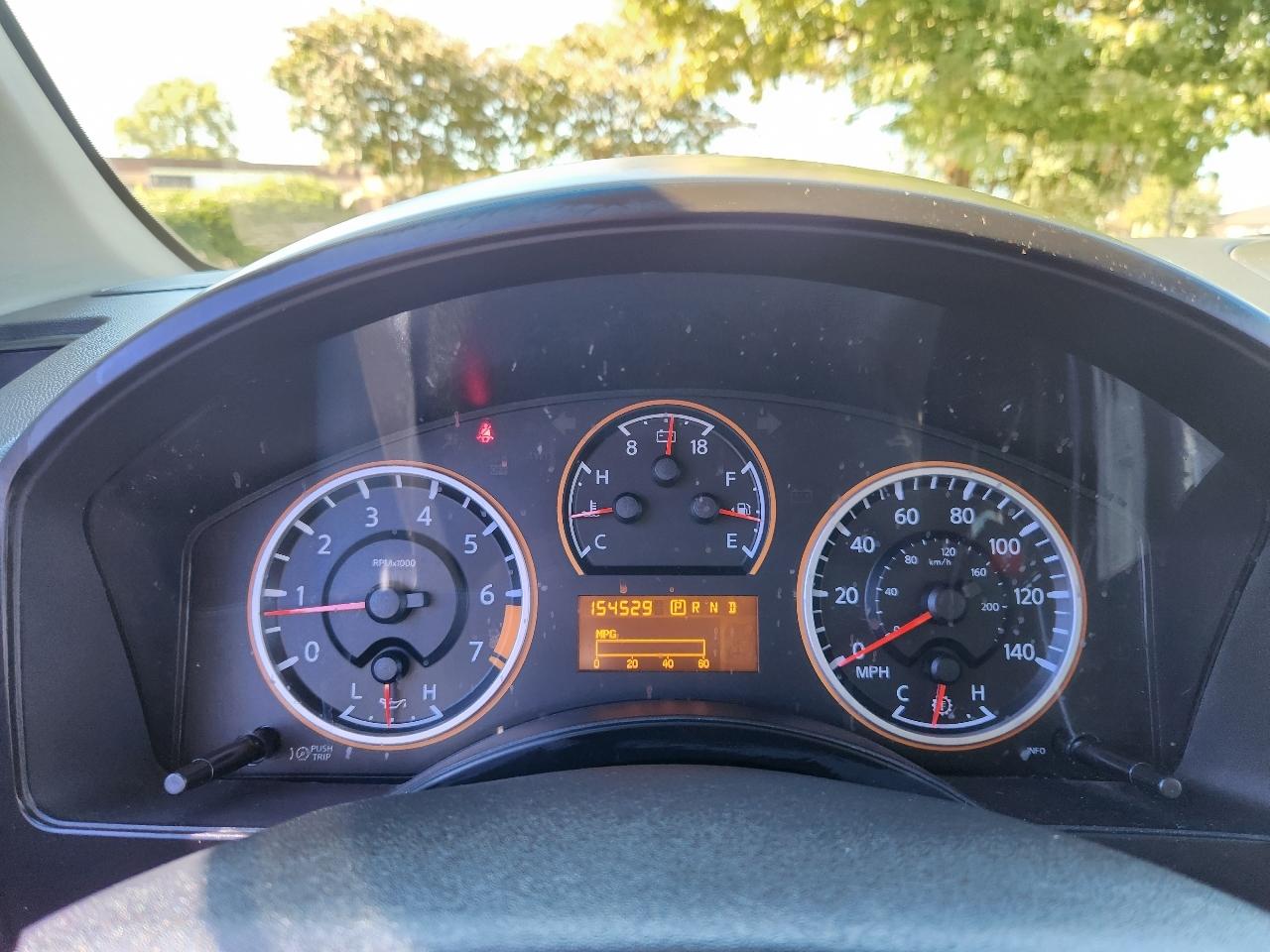 Nissan Titan SV Crew Cab 2WD 2015