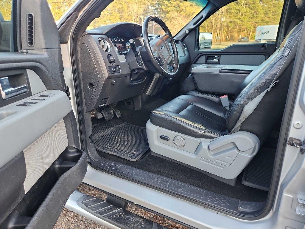 Ford F-150 XL SuperCrew 5.5-ft. Bed 4WD 2013