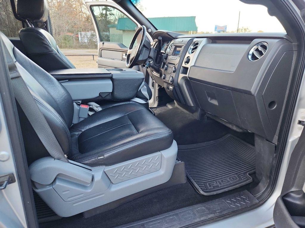 Ford F-150 XL SuperCrew 5.5-ft. Bed 4WD 2013