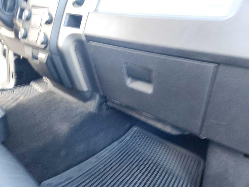 Ford F-150 XL SuperCrew 5.5-ft. Bed 4WD 2013