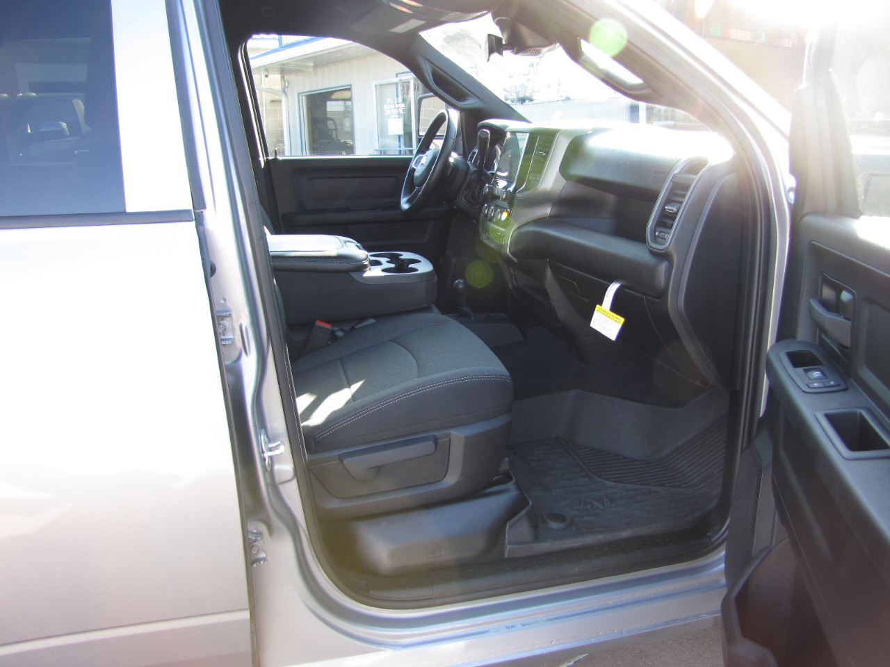 2023 Ram 3500 Tradesman photo 7
