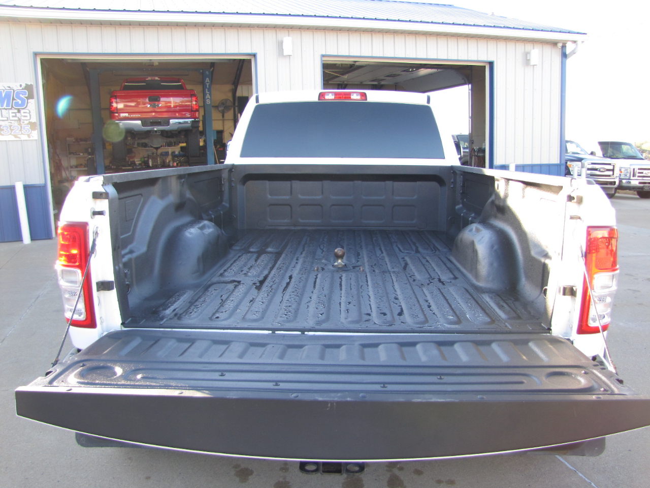 RAM 3500 Tradesman Crew Cab 4WD DRW 2021 RAM 3500 Tradesman Crew Cab 4WD DRW 2021