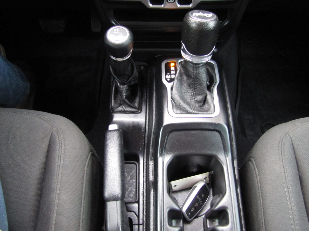 Jeep Wrangler Unlimited Sport 2018