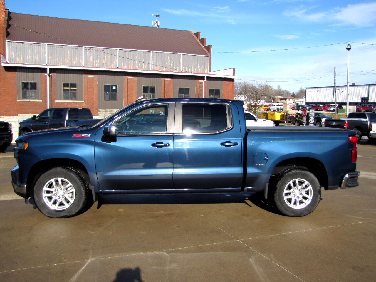 Chevrolet Silverado 1500 LT Crew Cab 4WD 2021