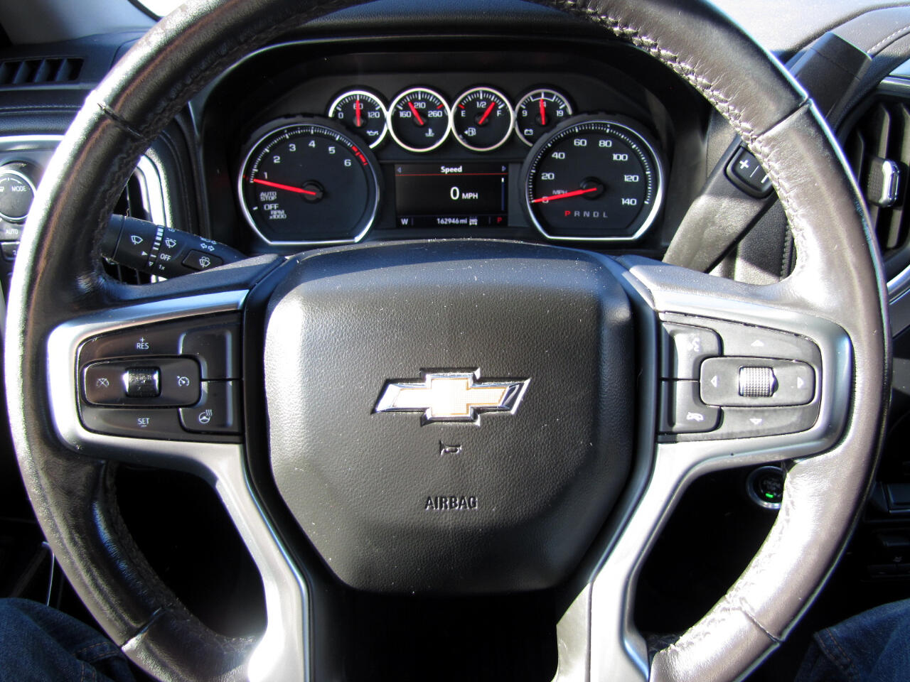 Chevrolet Silverado 1500 LT Crew Cab 4WD 2021