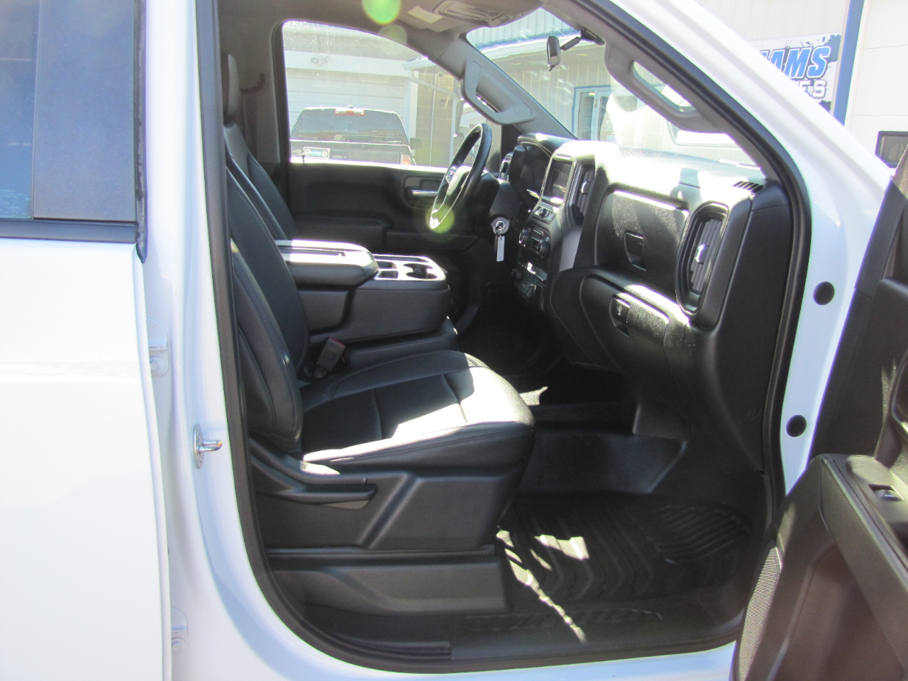 Chevrolet Silverado 2500HD Work Truck Crew Cab Long Box 4WD 2021