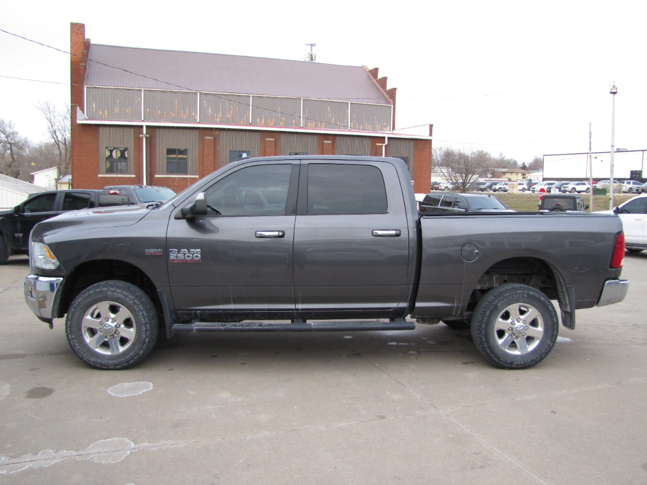 RAM 2500 SLT Crew Cab SWB 4WD 2015