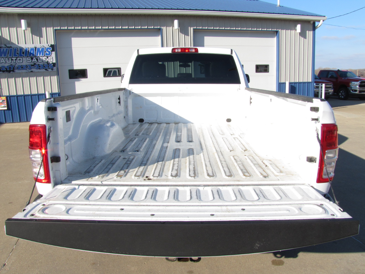 RAM 2500 Tradesman Crew Cab LWB 4WD 2021