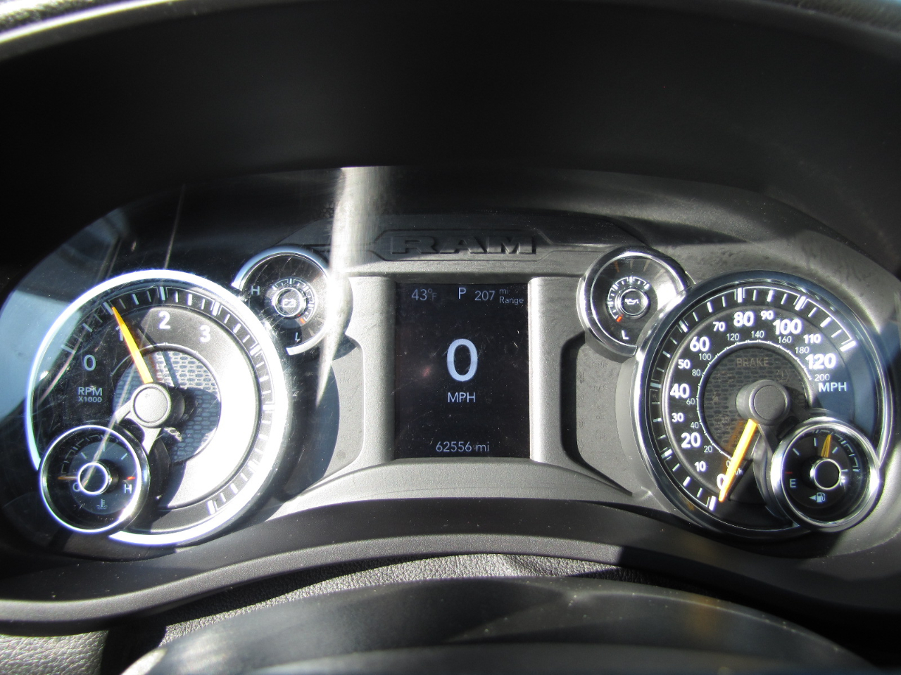 RAM 2500 Tradesman Crew Cab LWB 4WD 2021