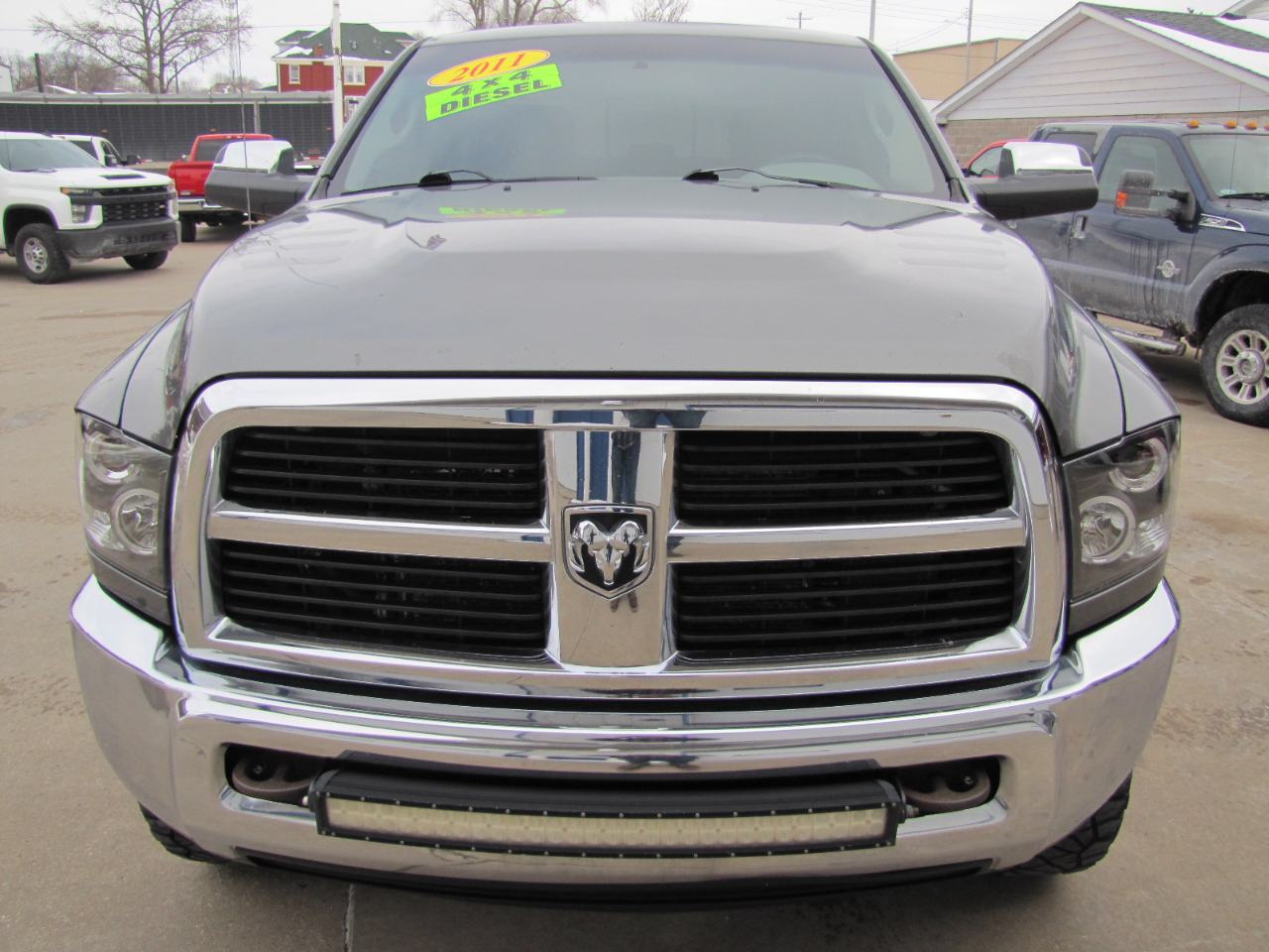 RAM 2500 SLT Crew Cab SWB 4WD 2011