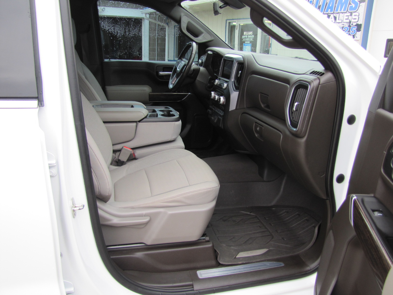 GMC Sierra 1500 SLE Crew Cab Short Box 4WD 2019