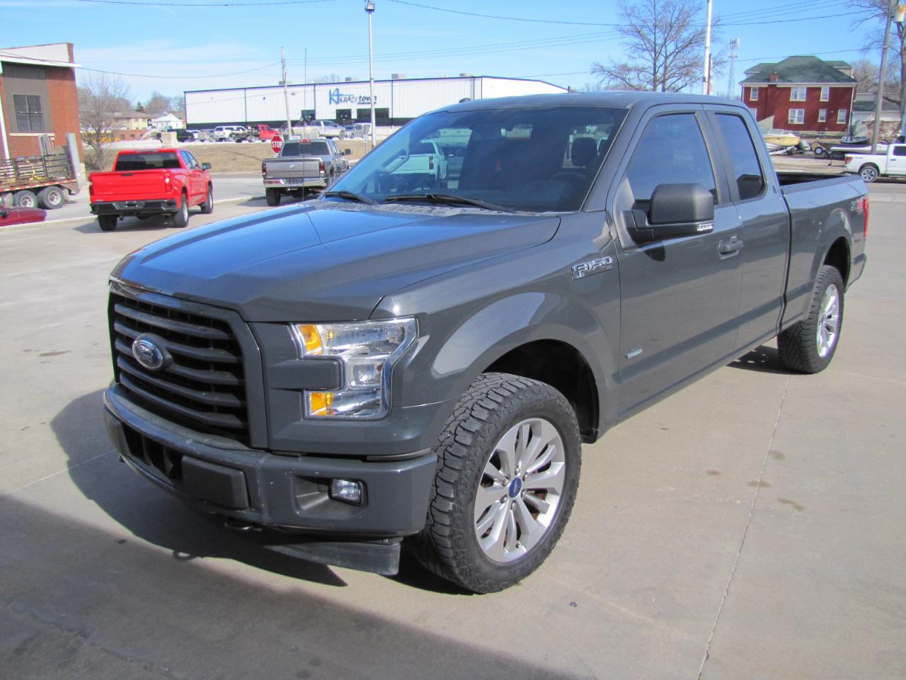 Ford F-150 XL SuperCab 6.5-ft. Bed 4WD 2017