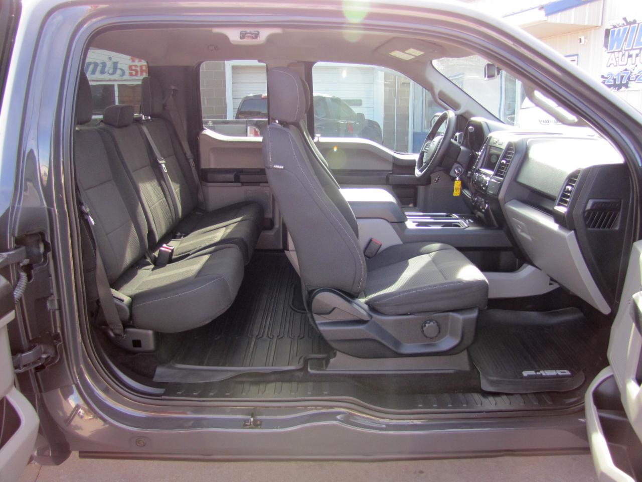 Ford F-150 XL SuperCab 6.5-ft. Bed 4WD 2017