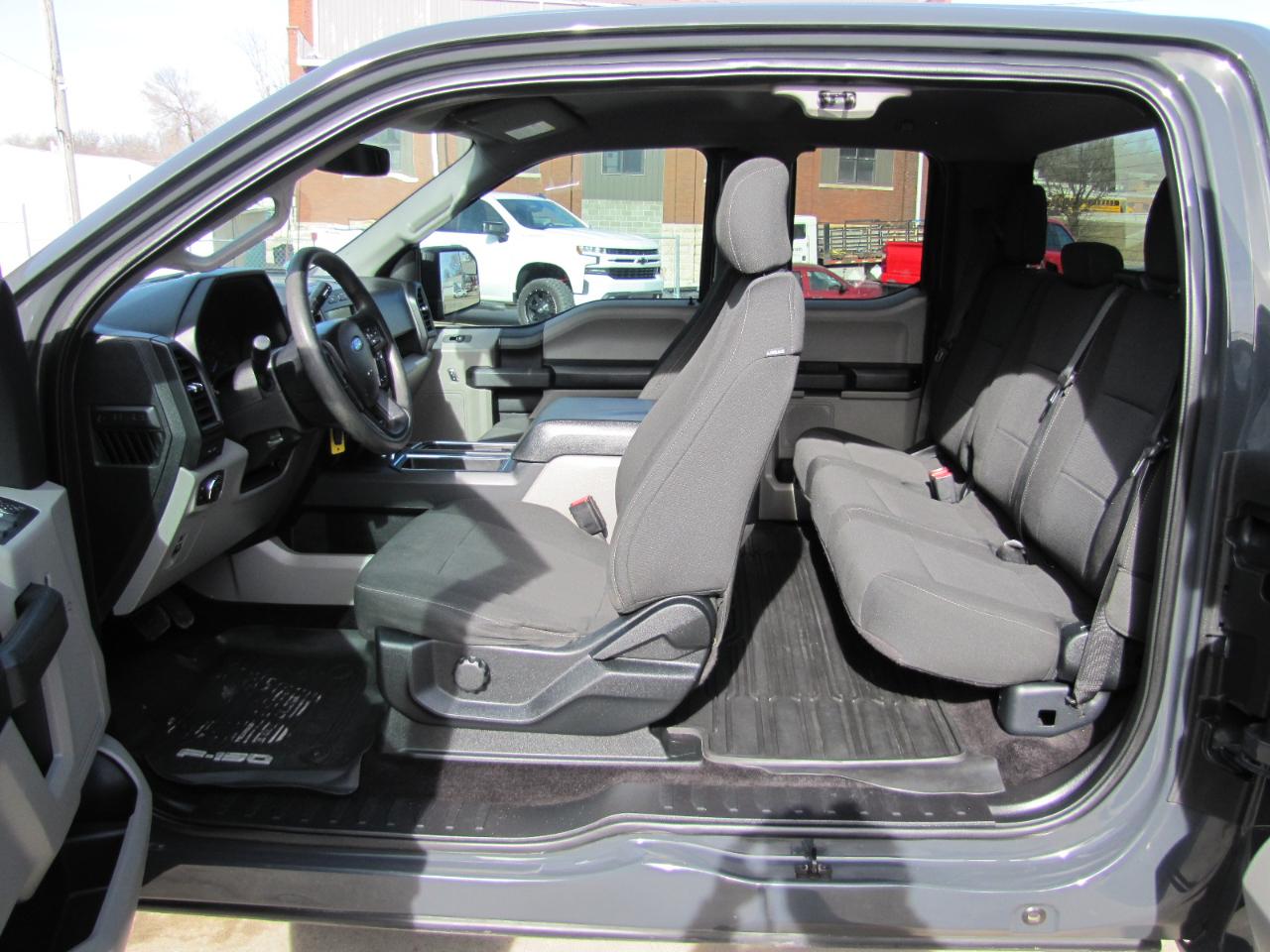 Ford F-150 XL SuperCab 6.5-ft. Bed 4WD 2017