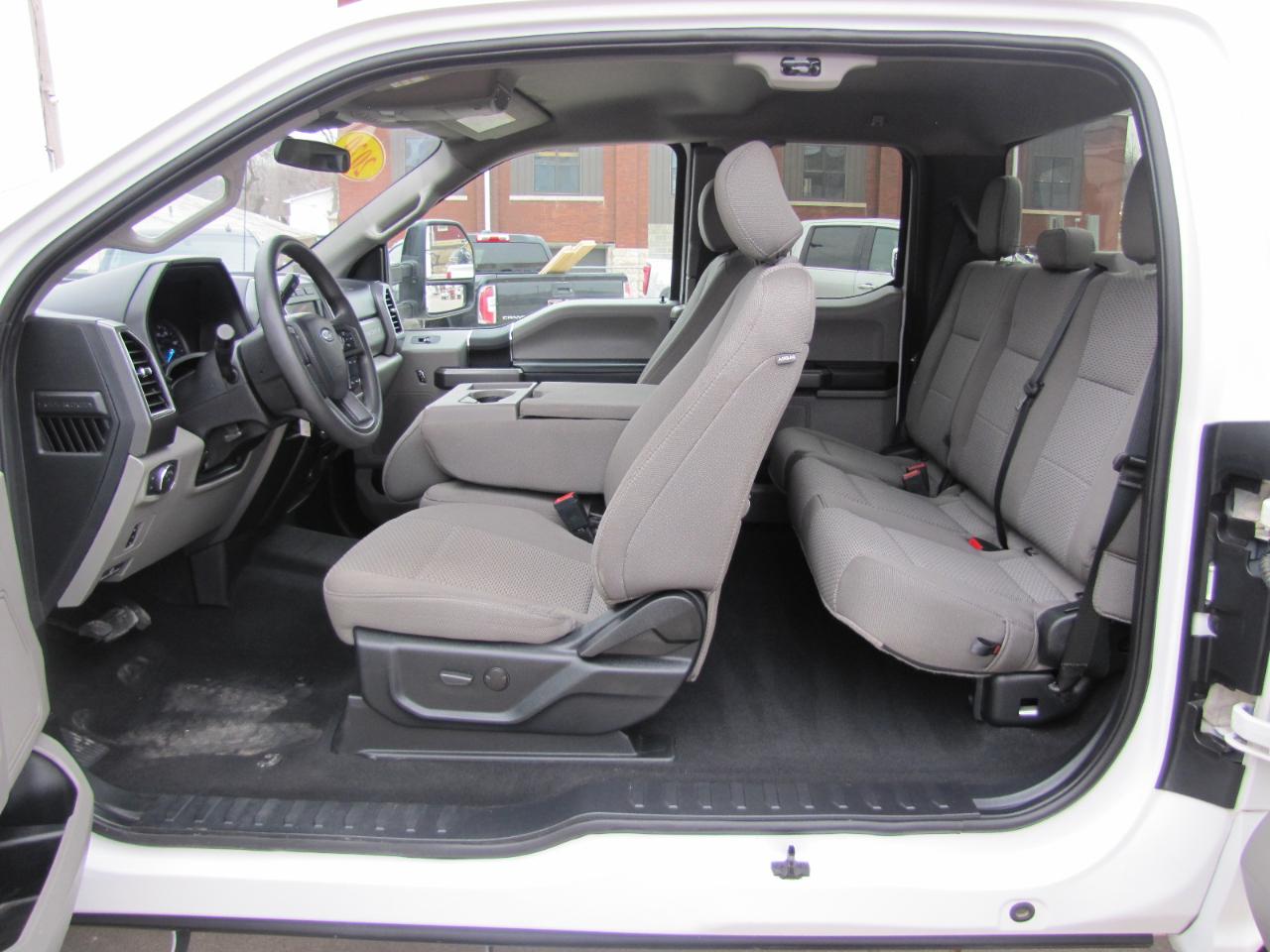 Ford F-250 SD XLT SuperCab Long Bed 4WD 2020