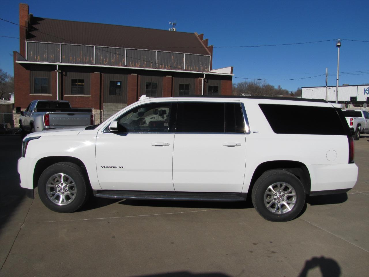 GMC Yukon XL SLT 4WD 2019