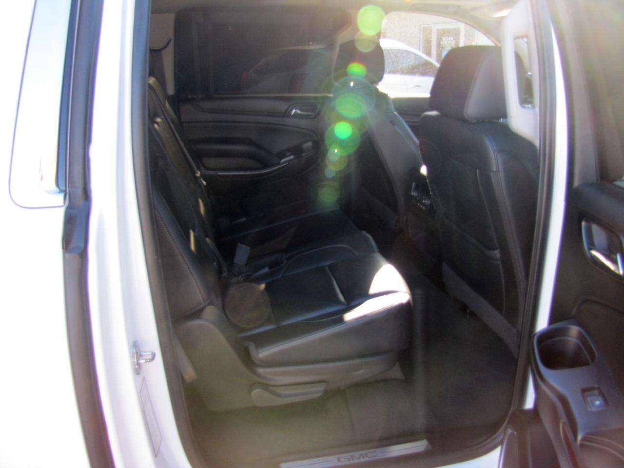 GMC Yukon XL SLT 4WD 2019