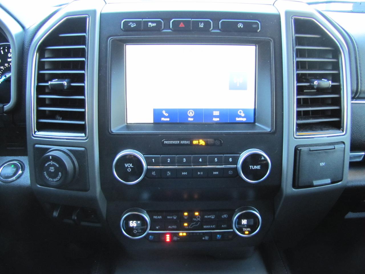 Ford Expedition MAX XLT 4WD 2020