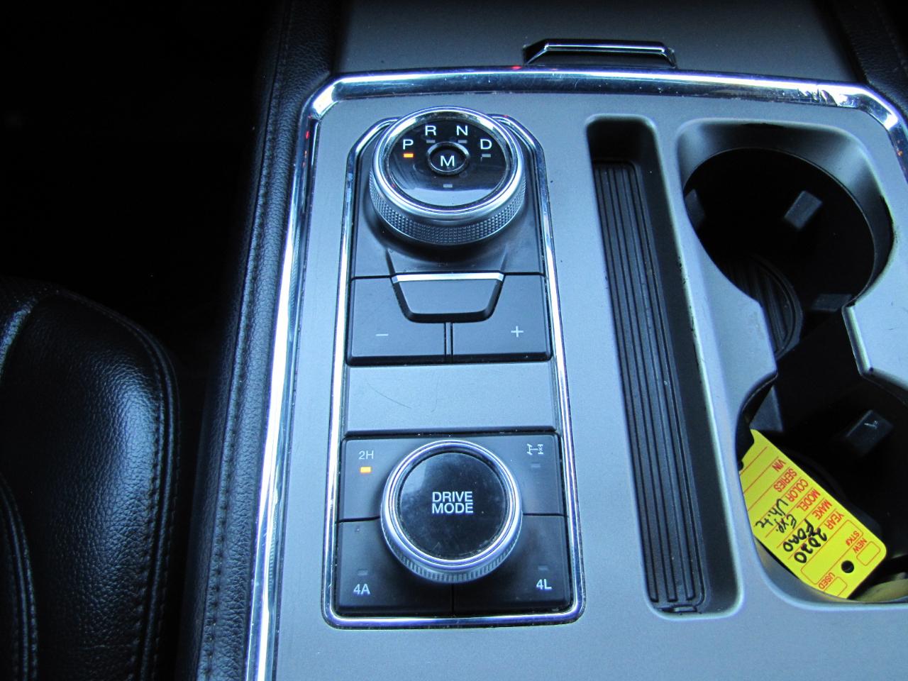 Ford Expedition MAX XLT 4WD 2020