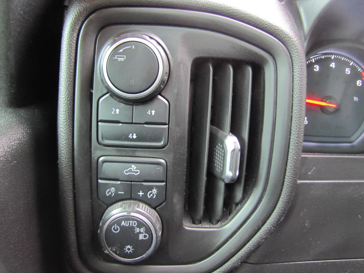 Chevrolet Silverado 2500HD Work Truck Crew Cab Short Box 4WD 2020