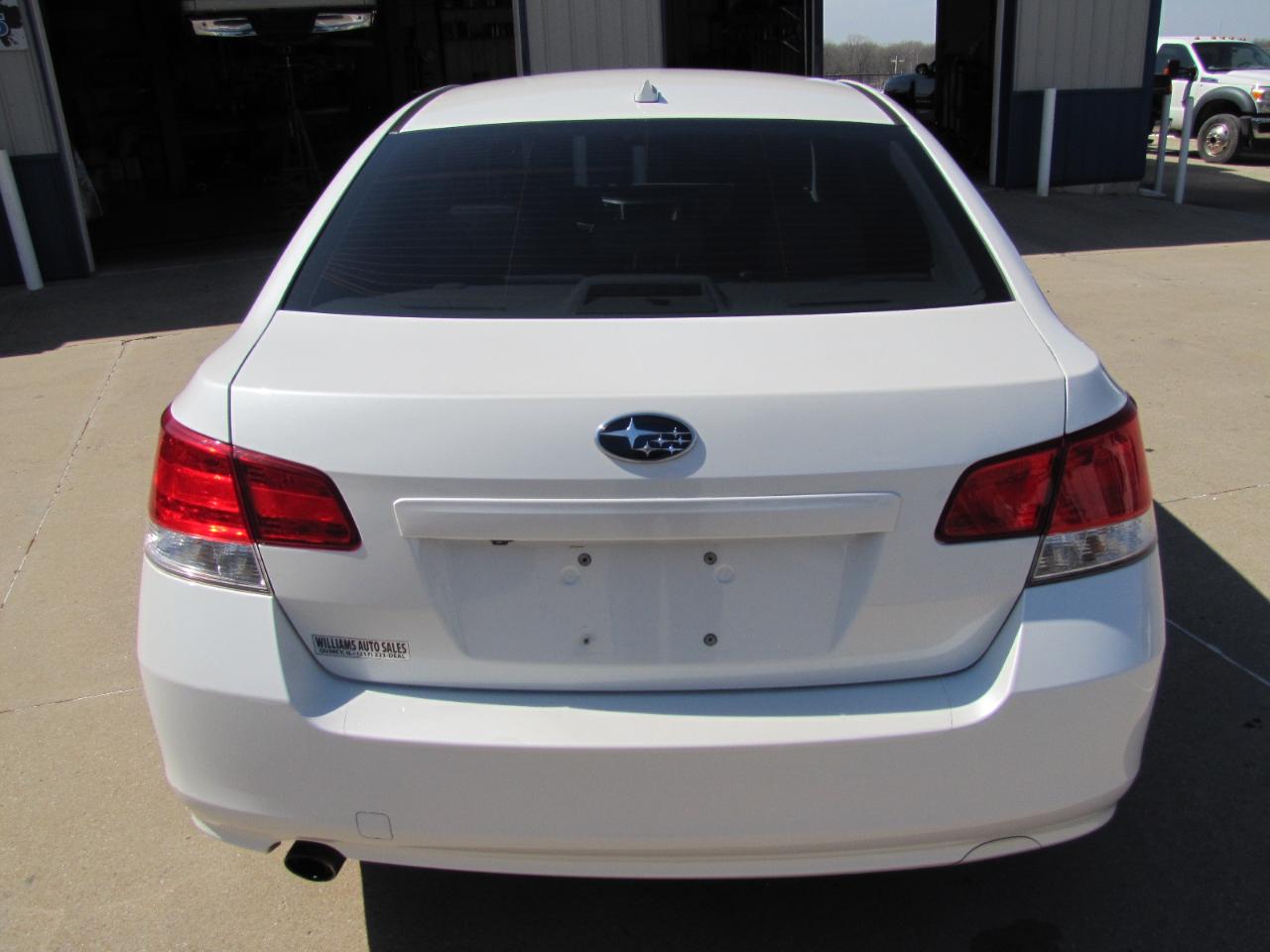 Subaru Legacy 2.5i Premium 2014