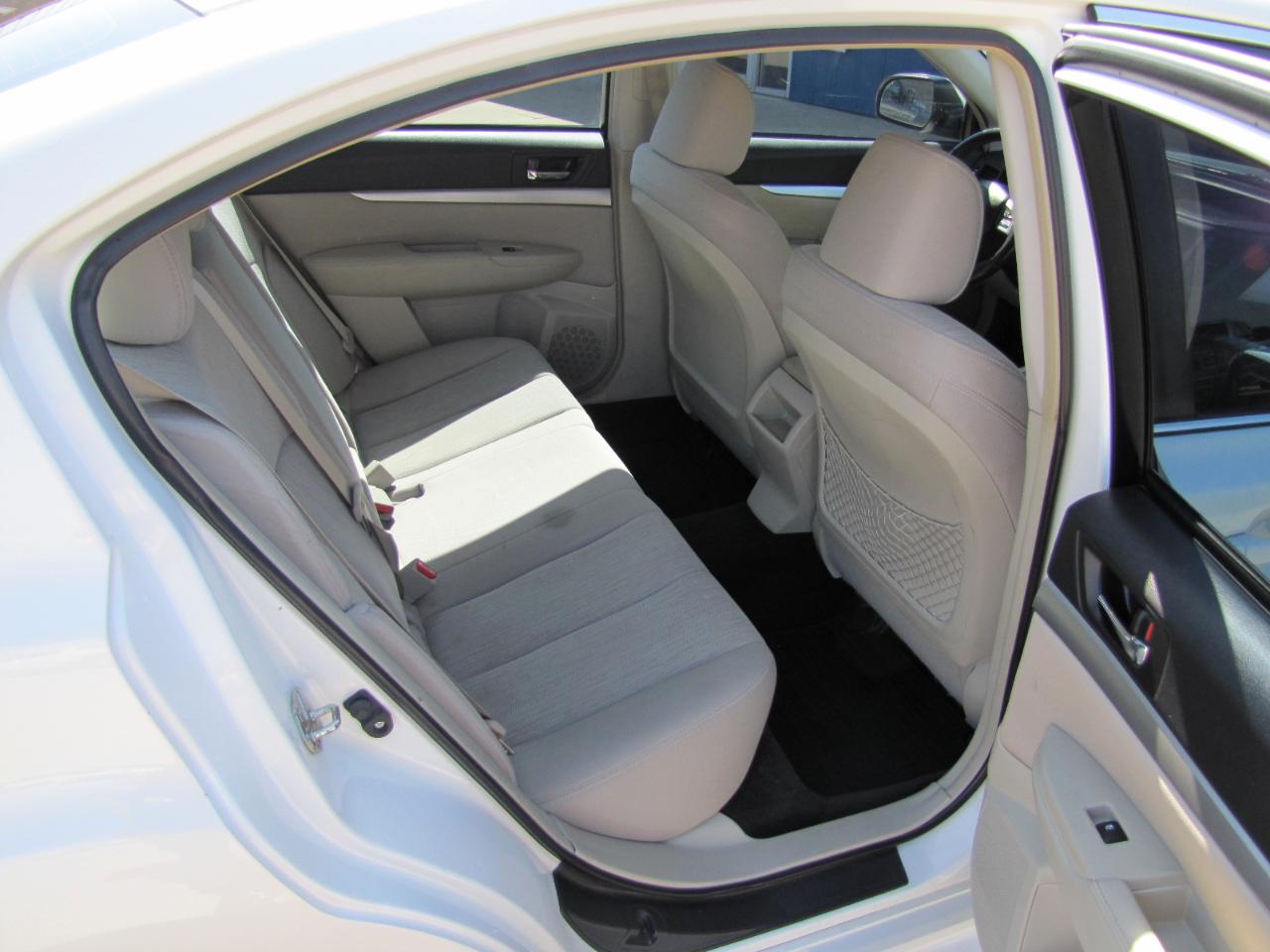 Subaru Legacy 2.5i Premium 2014