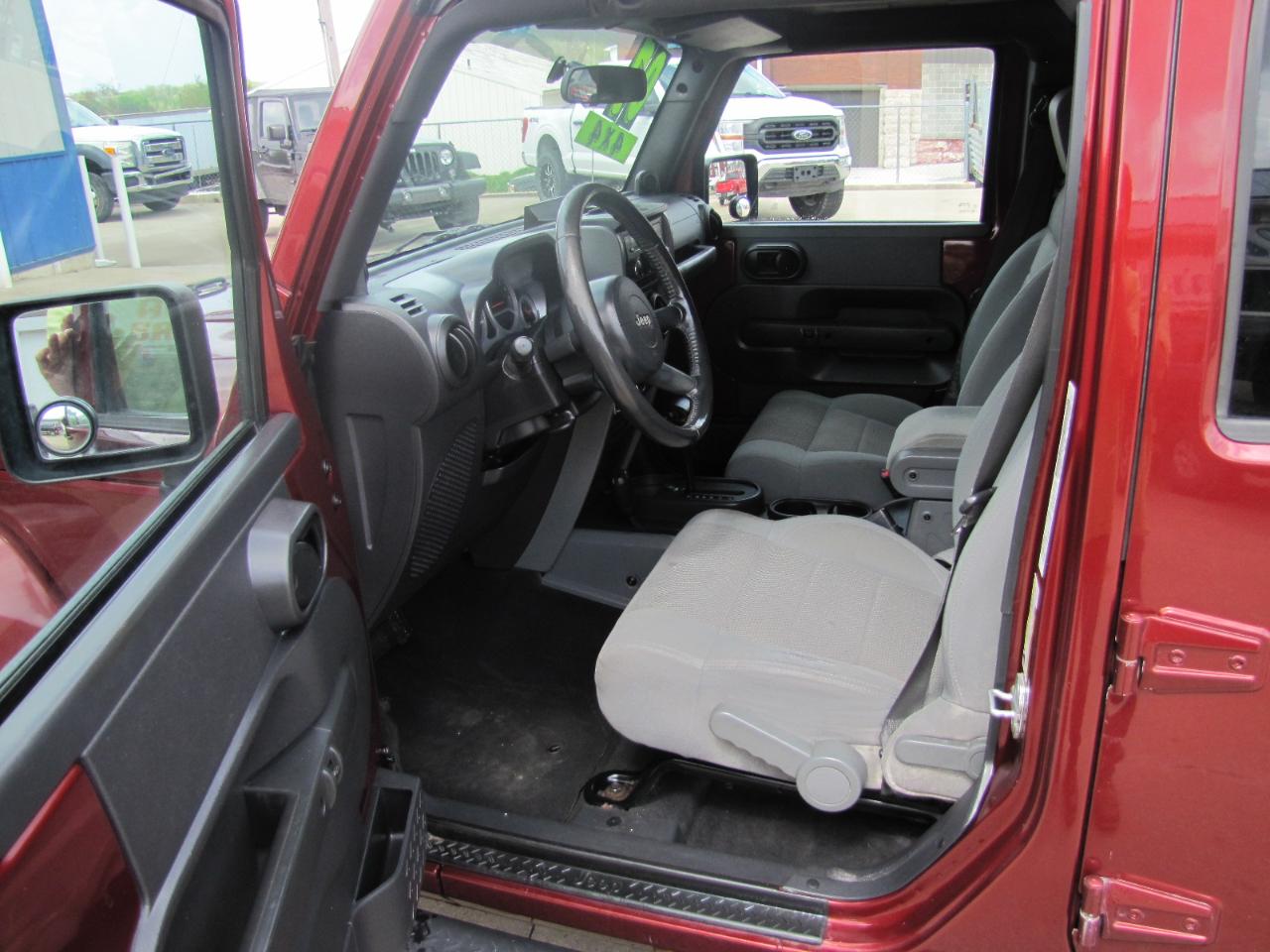 Jeep Wrangler Unlimited Sahara 4WD 2007