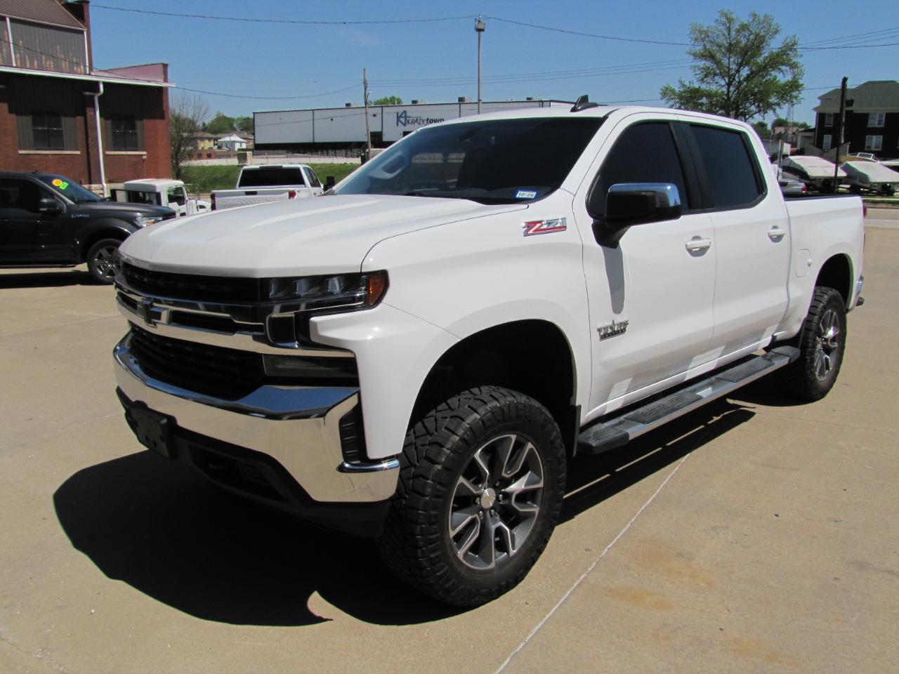 Chevrolet Silverado 1500 LT Crew Cab 4WD 2021