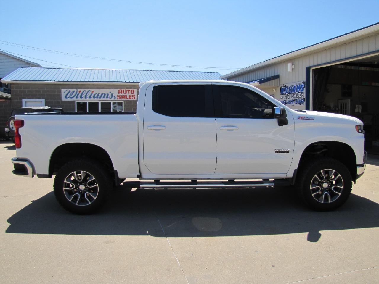 Chevrolet Silverado 1500 LT Crew Cab 4WD 2021