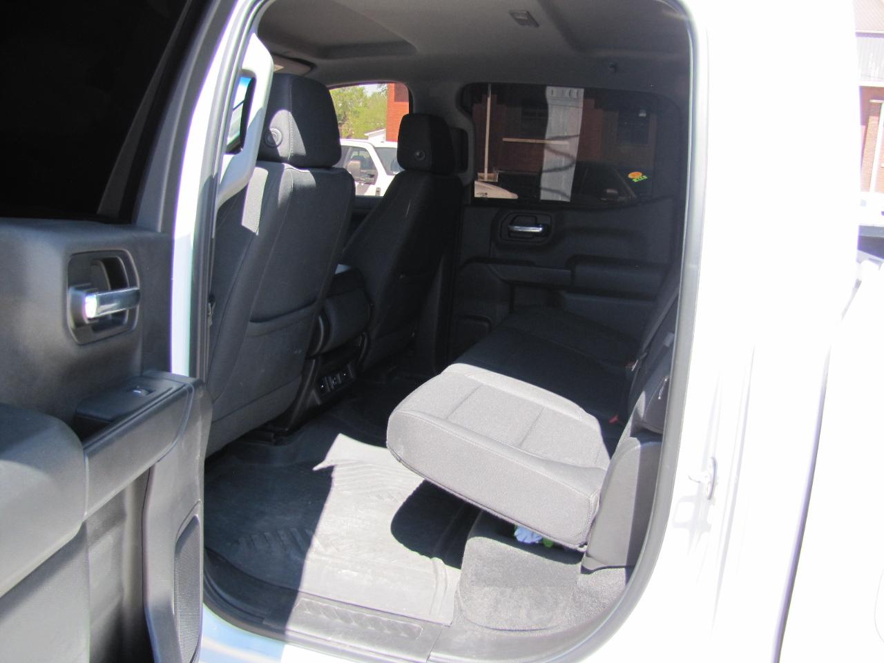 Chevrolet Silverado 1500 LT Crew Cab 4WD 2021