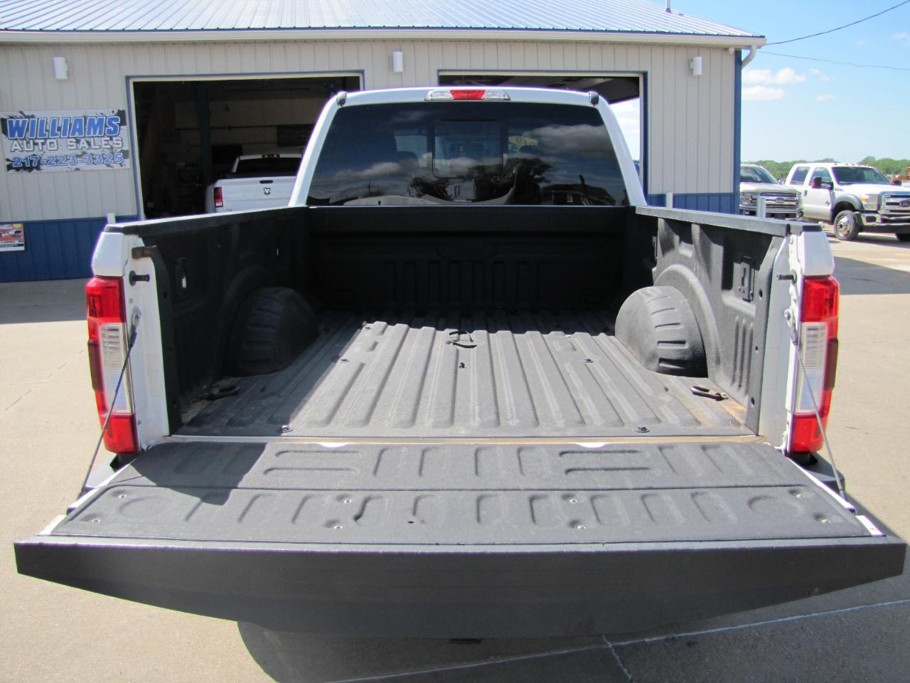 Ford F-250 SD XLT Crew Cab 4WD 2019