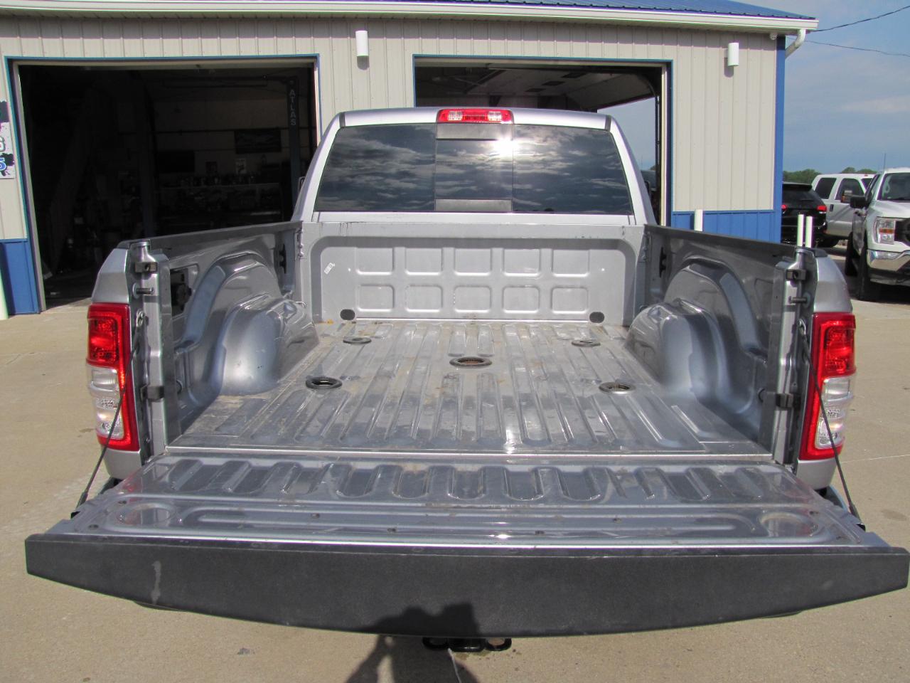 RAM 2500 Tradesman Crew Cab SWB 4WD 2024