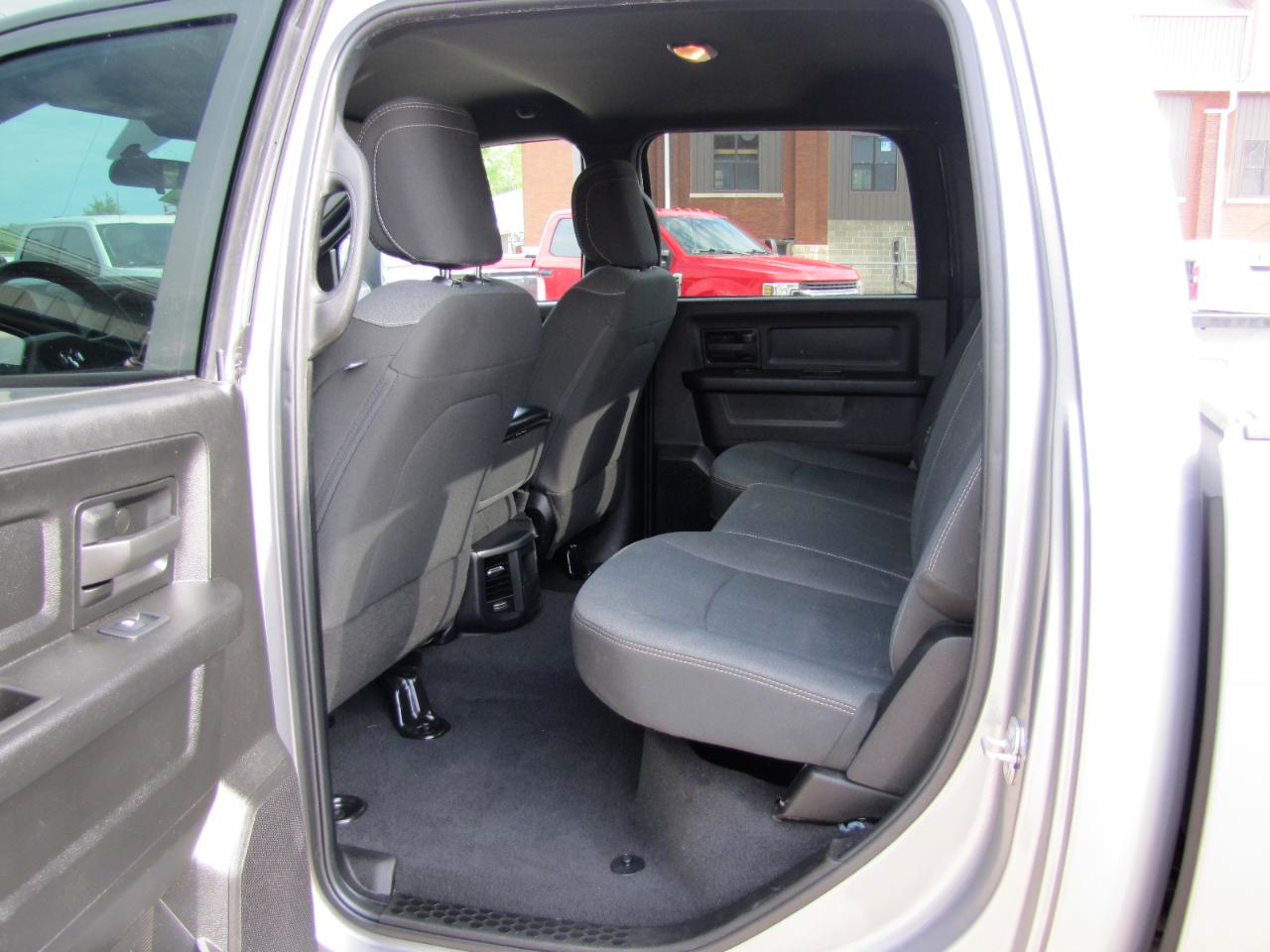 RAM 2500 Tradesman Crew Cab SWB 4WD 2024