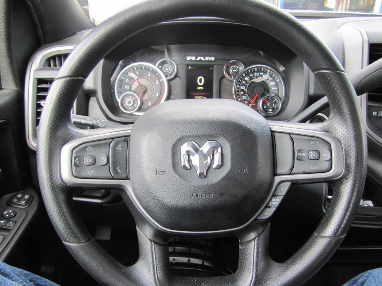 RAM 2500 Tradesman Crew Cab SWB 4WD 2024