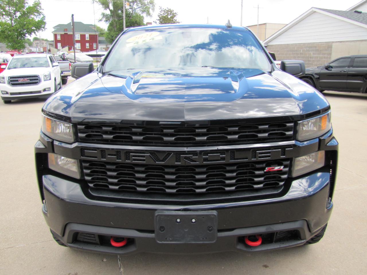 Chevrolet Silverado 1500 Custom Trail Boss Crew Cab Short Box 4WD 2021