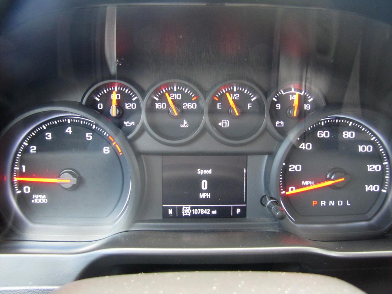 Chevrolet Silverado 1500 Custom Trail Boss Crew Cab Short Box 4WD 2021